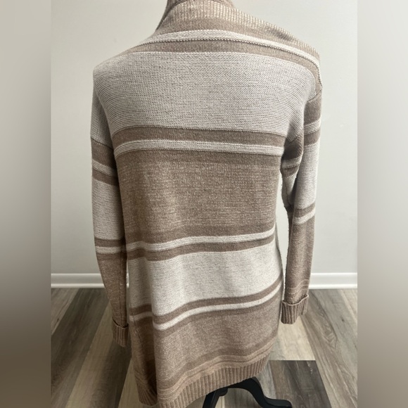 Y2k Long Striped Cardigan with Pockets! - Picture 2 of 15